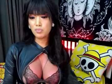 𝐐𝐮𝐞𝐞𝐧 𝐉𝐞𝐬𝐬𝐢𝐜𝐚 (𝐅𝐎𝐋𝐋𝐎𝐖 𝐌𝐄)