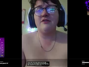 Your New Fave Pretty Boy