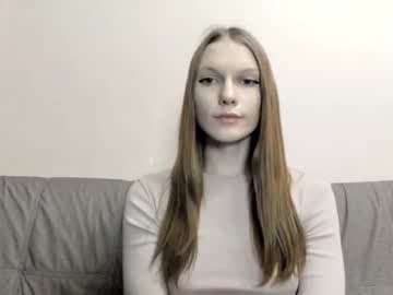 Julia🔥 https://fansly.com/juwlsbanny/posts