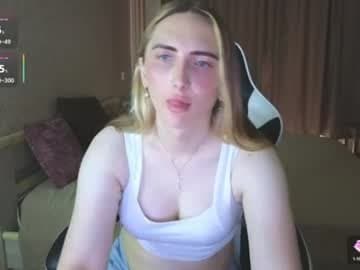 Vi