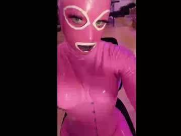 pinklatexgurl